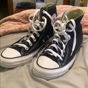 HighTop Black Converse Size 7 Men 9 Women